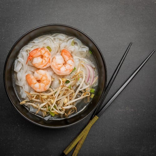 D8. Stir Fry Shrimp over Vermicelli (Bun Tom Xao).