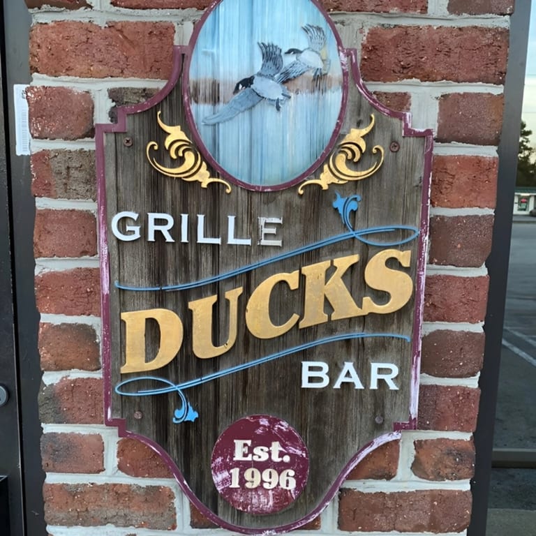 Welcome to Duck’s Grille & Bar