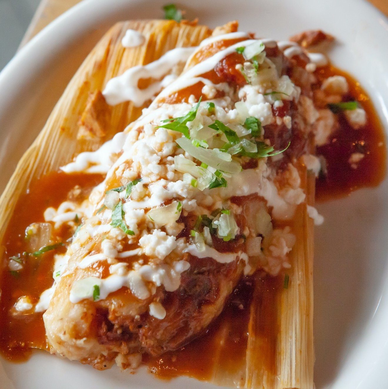 Tamal De Carnitas en Salsa Morita.