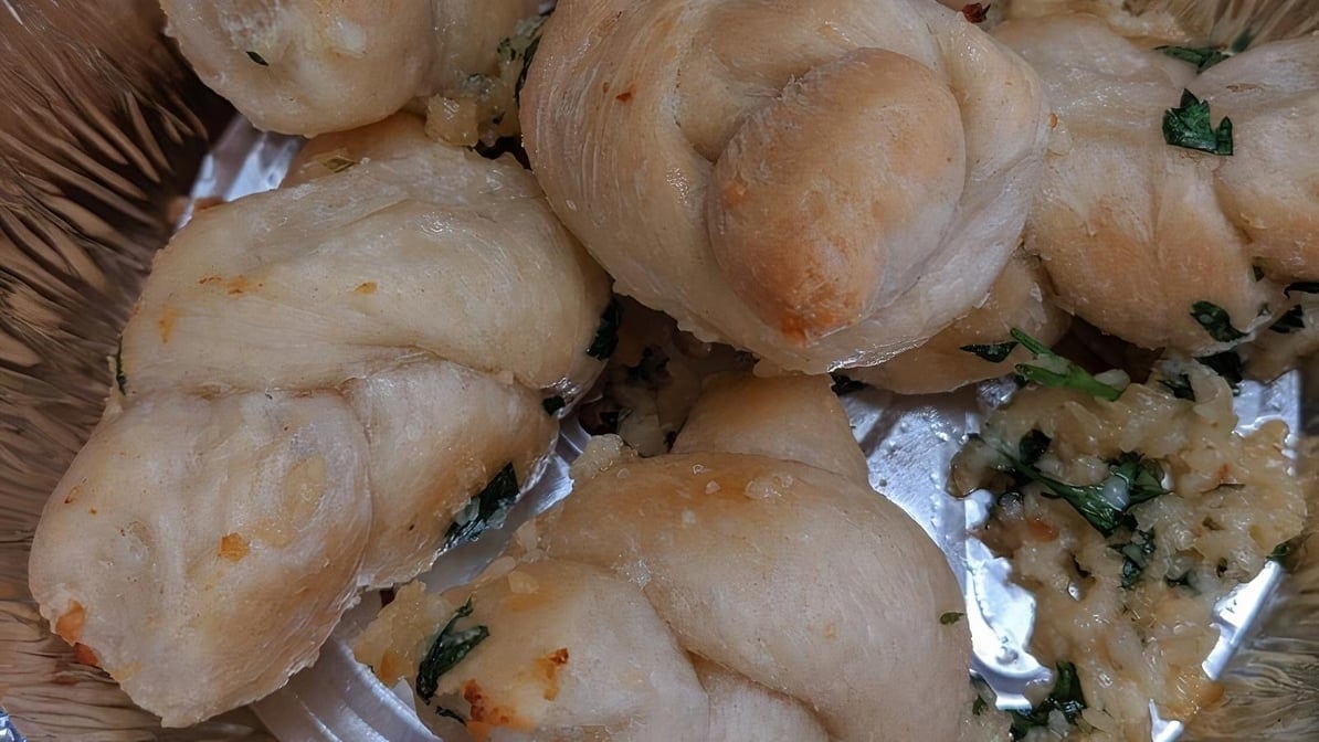 Garlic Knots.