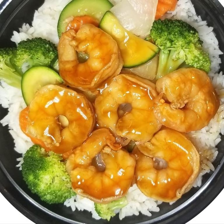 Delicious Shrimp Dishes at Our Japanese Restaurant