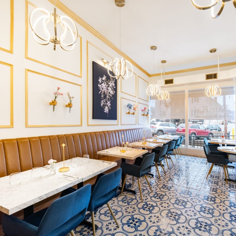 Reserve Your Table for Easy Dining