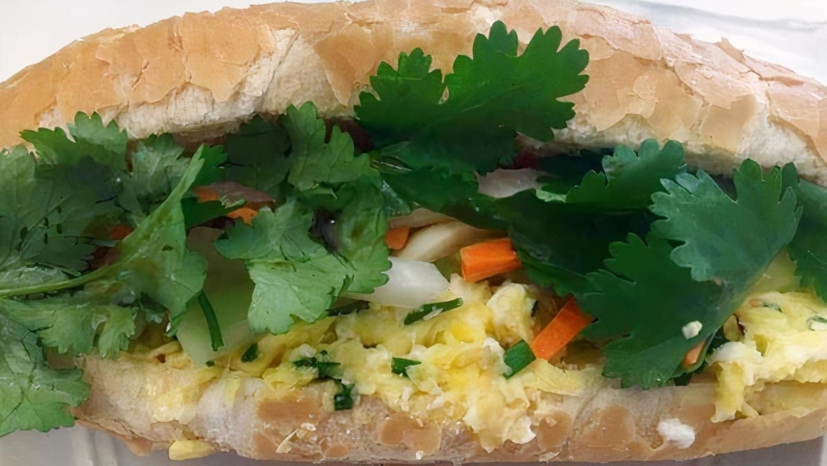 Scrambled Egg Sandwich (7") - Banh Mi Trung.