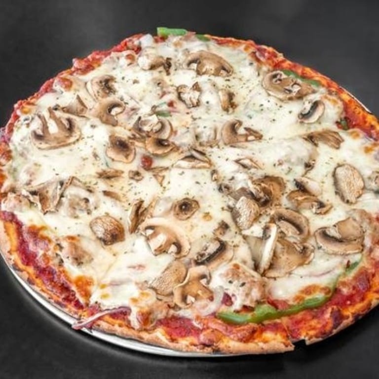 Delicious Pizza Options at Our Restaurant