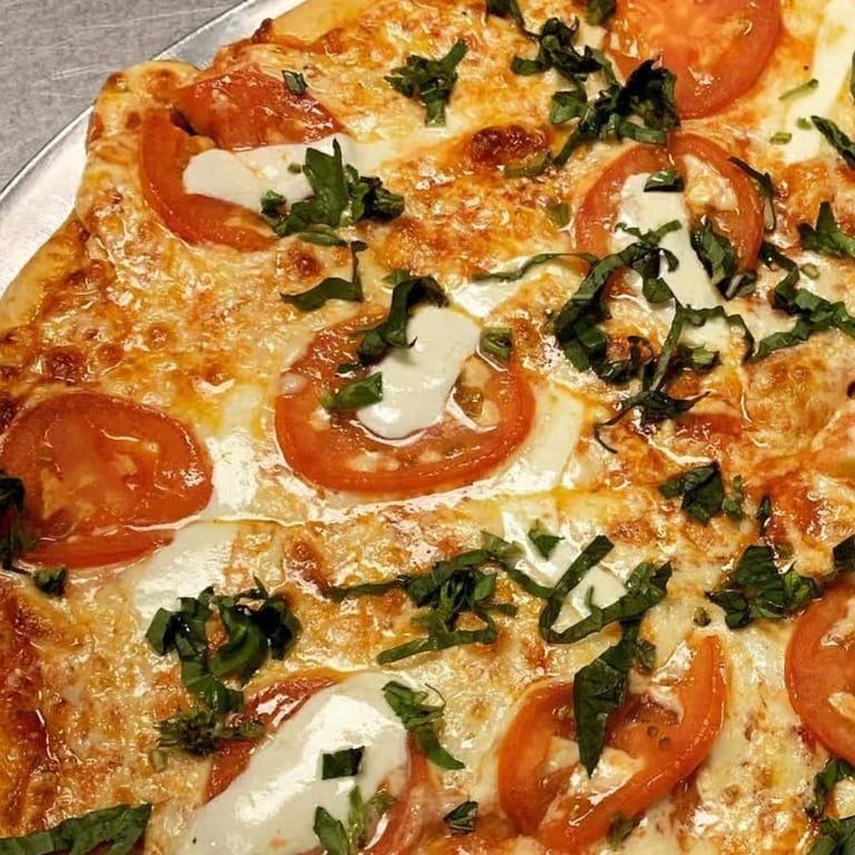 Margarita Pizza: A Taste of Simplicity