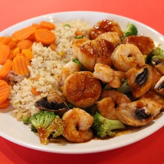 C7. Shrimp and Scallop Combination