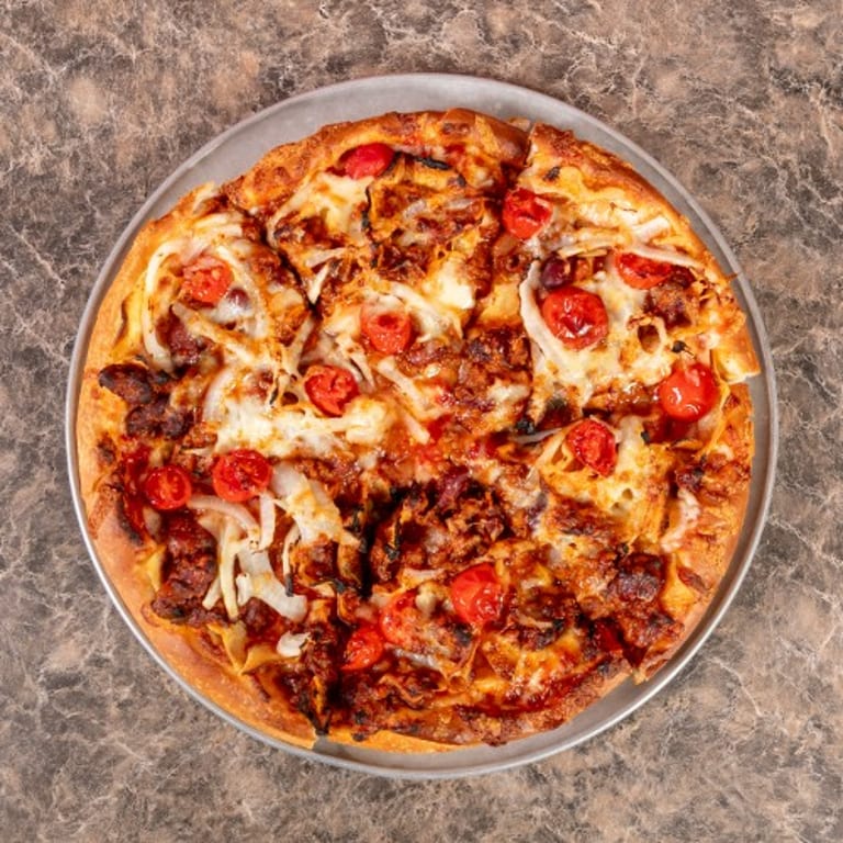 Fresh Salads to Complement Your Meal