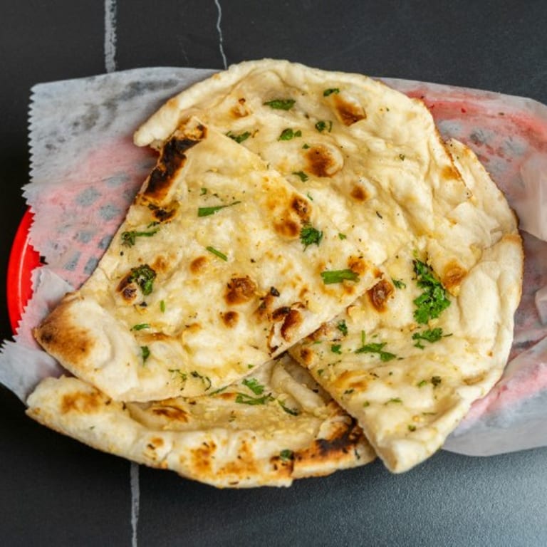 Delicious Garlic Naan: A Must-Try Indian Side