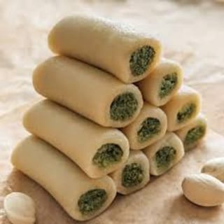  Kaju Pista Rolls