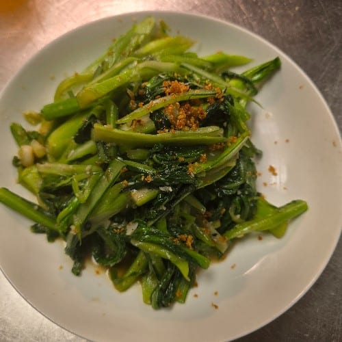 V10. Yu Choy W/ Garlic Sauce.