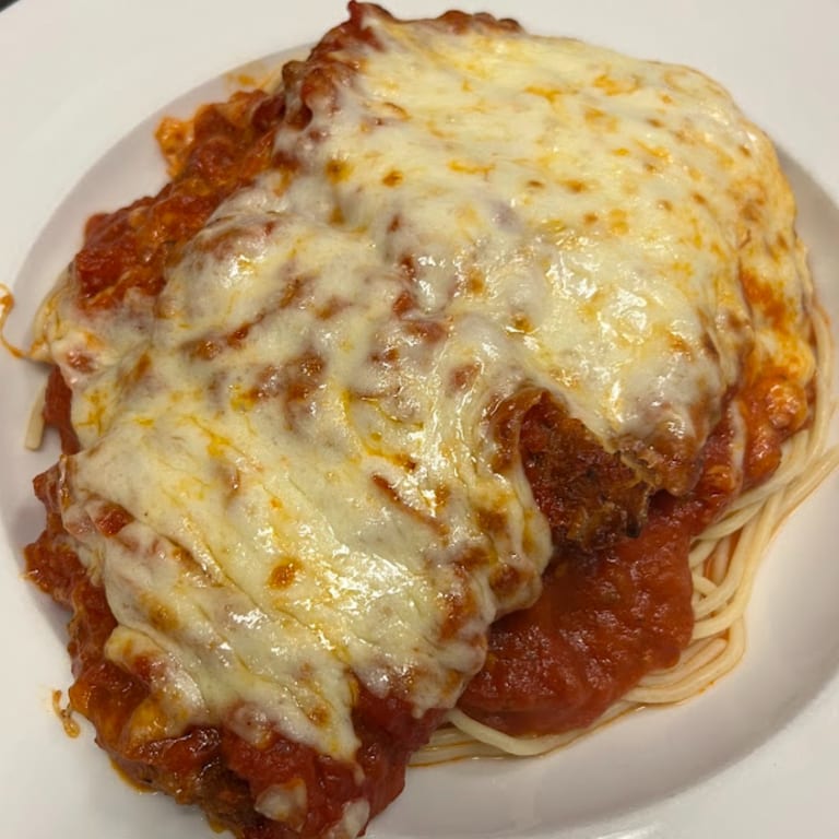 Chicken Parmigiana: A Cheesy Classic Crave!