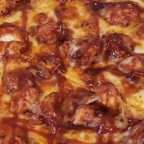 BBQ Chicken Pizza (Medium 14" (6 Slices)).