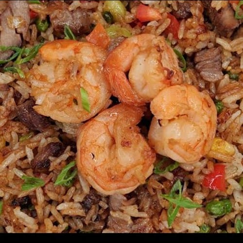 Combo Fried Rice (Egg, Chicken, Shrimp).