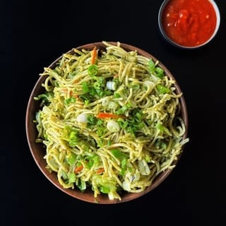 Green Chili Noodles