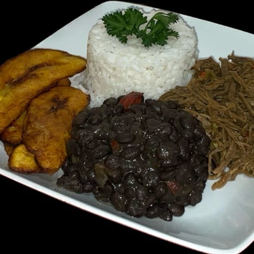 Pabellon Plate.