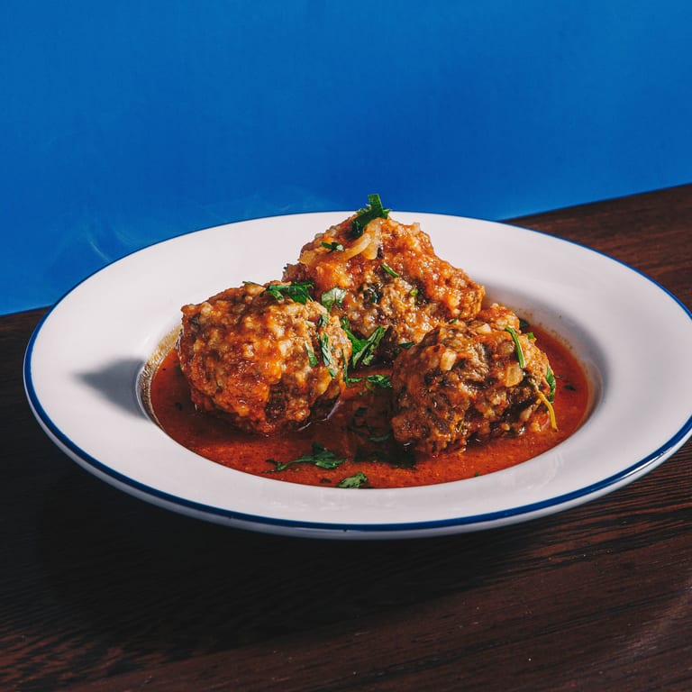 Fresh Salads: Mexican, Seafood, Vegetarian Options