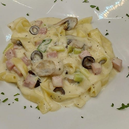 Fettuccine Carbonara.