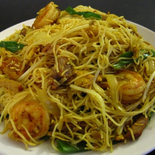 Pan Fried Rice Noodles (Singapore Style).