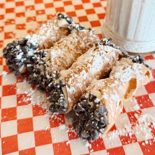 4 - Mini Cannolis 