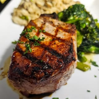 Double Cut Prime Pork Chop (16 oz)