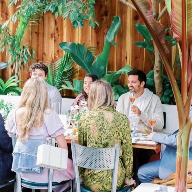 Single Garden Patio: 25 guest maximum