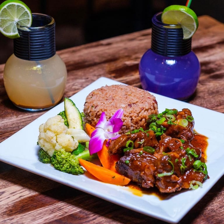 Experience the Taste of the Islands!