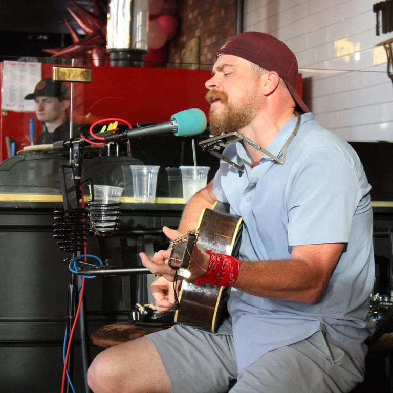 Live Music & Entertainment