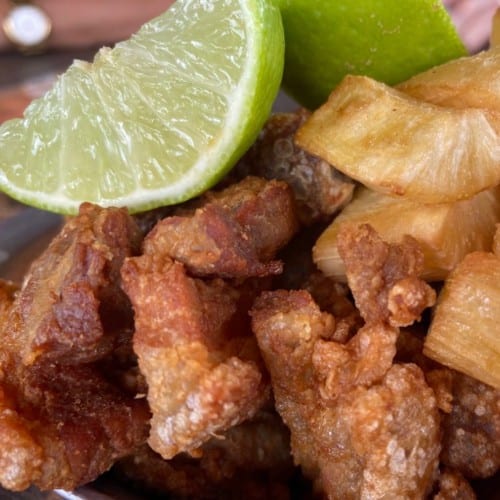 Torresmo Con Mandioca.