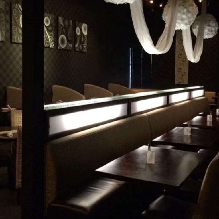 Bold Flavors, Warm Atmosphere