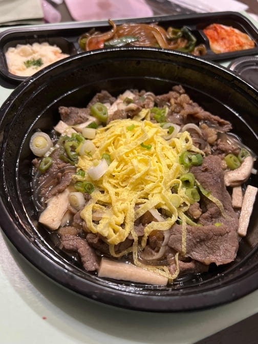 Ttukbaegi Bulgogi.