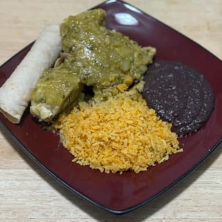 P1. Mole Verde De Pollo