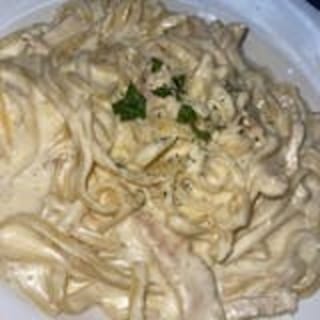 Fettuccine Alfredo