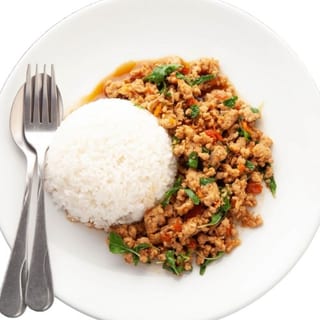 Kra Pao Kai (Basil Chicken)