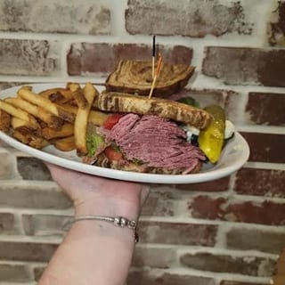 Roast Beef & American