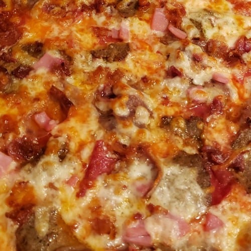 Carnivore Pizza (Jumbo 24" (12 Slices)).