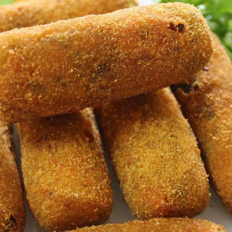 Mini Cashew Nut Rolls.