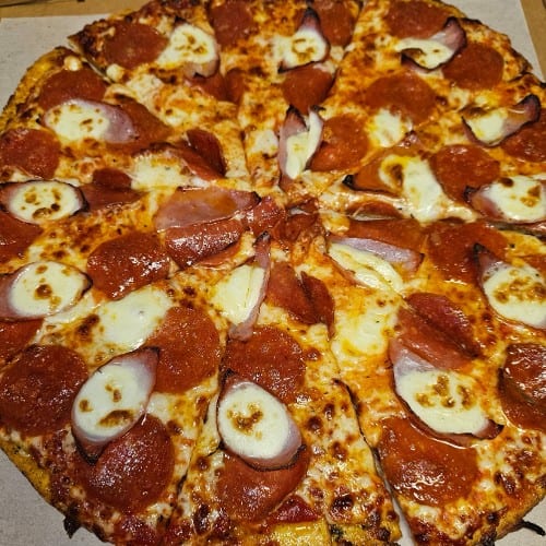 Three Toppings Pie (15").