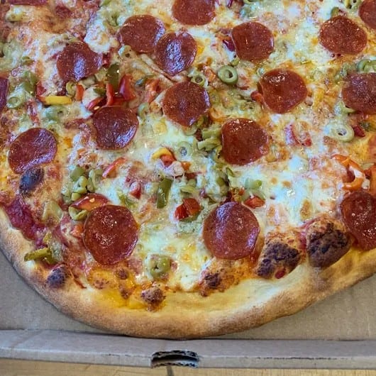 10" GF Coyote Pizza.