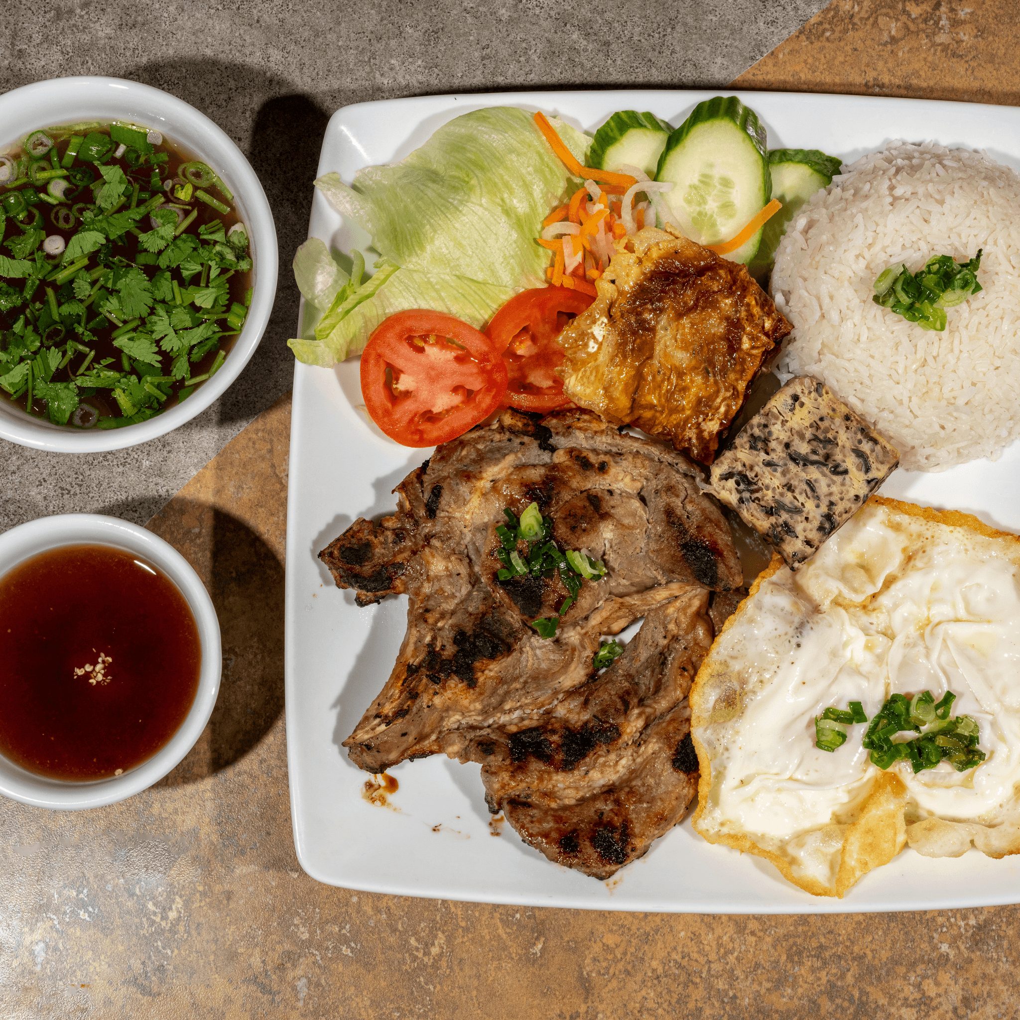 C2- Com Suon Dac Biet.