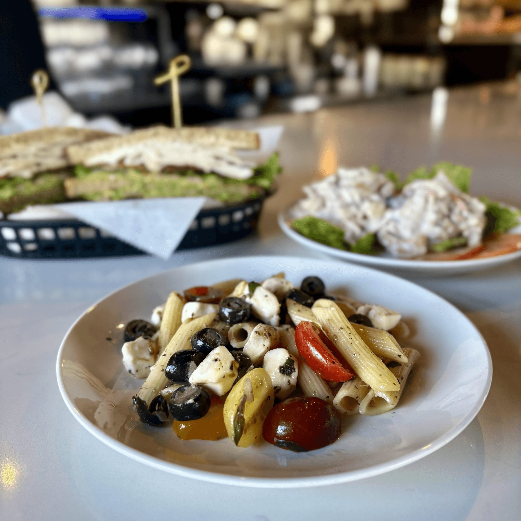 MOZZ + PENNE PASTA SALAD BULK - 32oz.