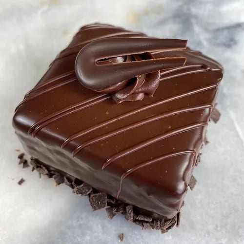 Chocolate Mousse Cake with Ganache - Individual size.