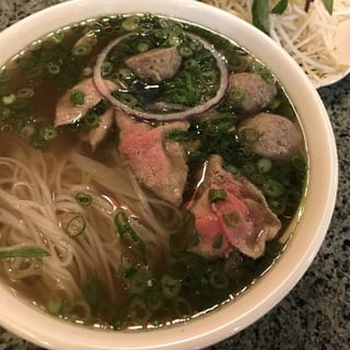 15. Pho Tai Bo Vien / Noodles with Ribeye & Beef Ball