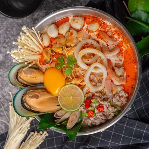 Tom Yum Hotpot (Mama Hotpot).