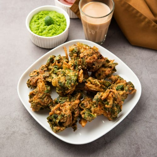 Paneer Cashew Pakoda.