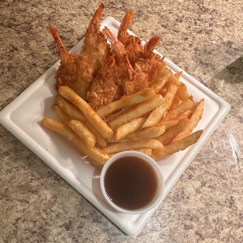 Butterfly Shrimp & Chips.