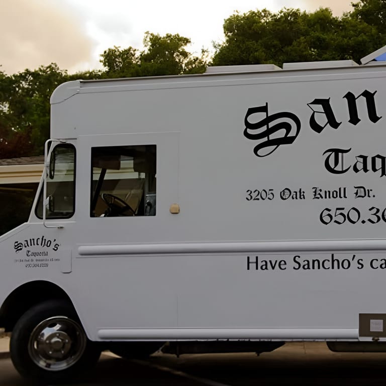 Taco Truck: Catering on the Go 🚚🌮