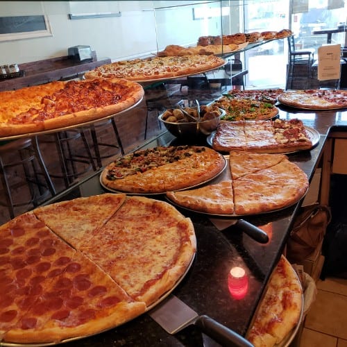 Chicken Specialty Pizza Slice (Slice).