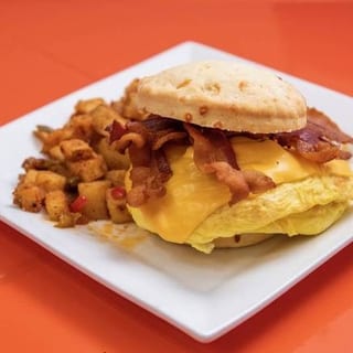 BISQUIT SANDWICH WITH HOME FRIES