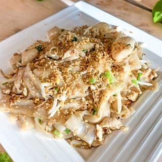 Gai Koor (Chicken and Calamari Noodles)