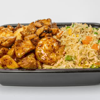 Plate - Chicken & Shrimp with Egg Fried Rice